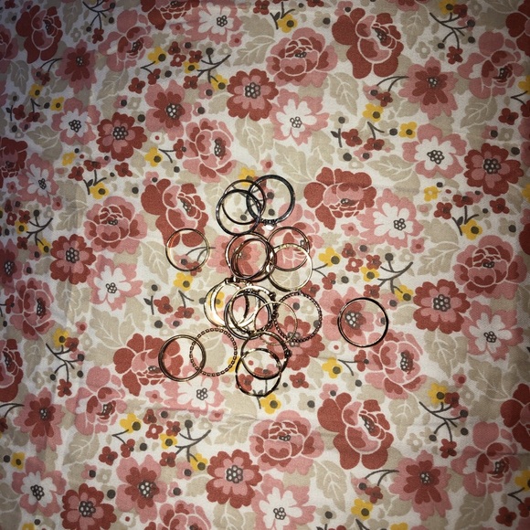 Rings - Picture 4 of 4